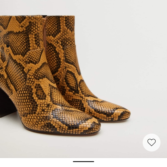 Pointed heel ankle MANGO boots 38 EU, 7.5 US, yellow snake pattern - Picture 3 of 11